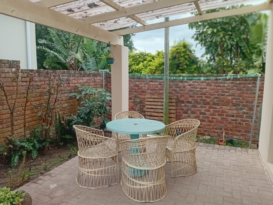 1 Bedroom Property for Sale in Beacon Bay Eastern Cape